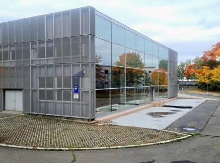 Pronájem obchodní prostor, 2 799 m²