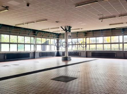 Pronájem obchodní prostor, 1 137 m²