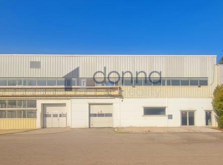 Pronájem obchodní prostory, 1 137 m²