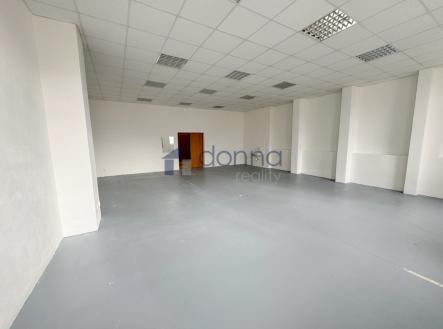Pronájem kanceláře, 81 m²