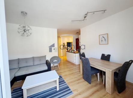 Pronájem bytu, 3+kk, 88 m²