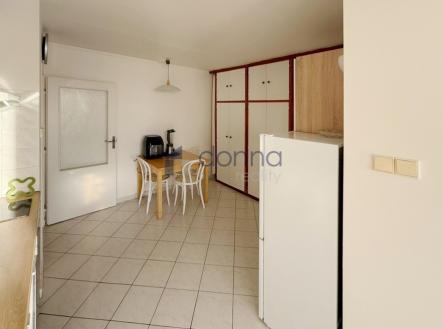 Pronájem bytu, 2+kk, 41 m²