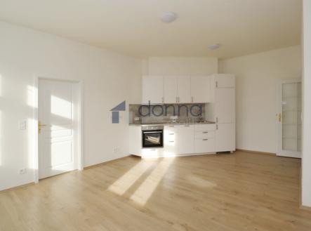 Pronájem bytu, 3+kk, 67 m²