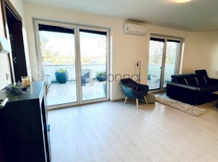 Pronájem bytu, 2+kk, 100 m²