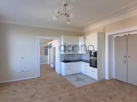 Pronájem bytu, 2+kk, 56 m²