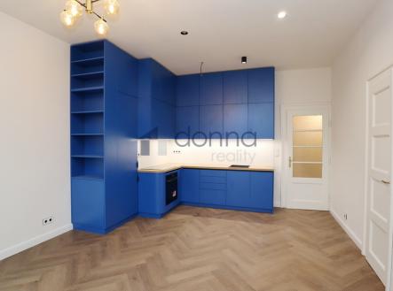 Pronájem bytu, 3+kk, 95 m²