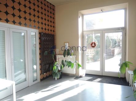 Pronájem kanceláře, 170 m²