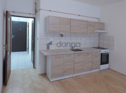 Pronájem bytu, 1+kk, 30 m²