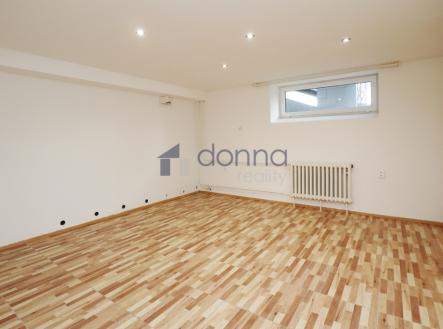 Pronájem bytu, 2+1, 80 m²