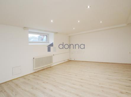 Pronájem bytu, 2+1, 80 m²