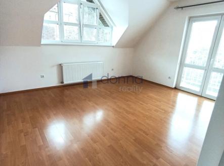 Pronájem domu/vily, 251 m²