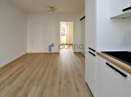 Pronájem bytu, 3+kk, 57 m²