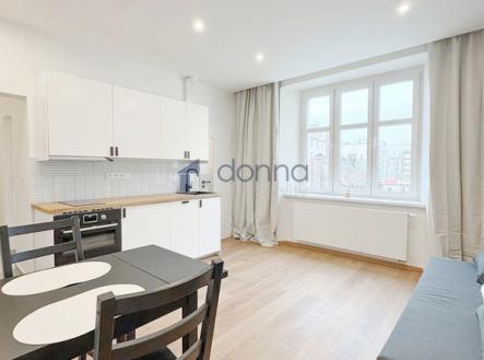 Pronájem bytu, 2+kk, 38 m²