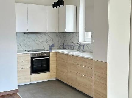 Pronájem bytu, 3+kk, 88 m²