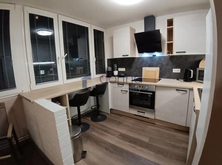 Pronájem bytu, 3+kk, 68 m²