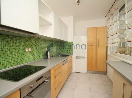 Pronájem bytu, 3+kk, 69 m²