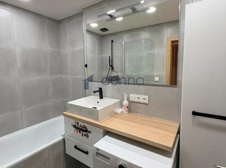 Pronájem bytu, 5+kk, 85 m²