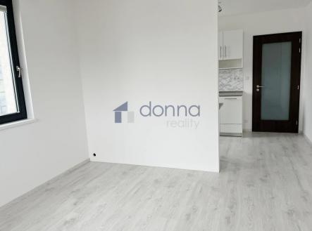 Pronájem bytu, 1+kk, 39 m²