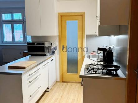 Pronájem bytu, 2+kk, 50 m²