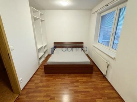 Pronájem bytu, 2+kk, 58 m²