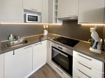 Pronájem bytu, 2+kk, 44 m²