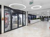 Pronájem obchodní prostor, 184 m²