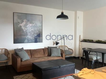 Pronájem bytu, 2+kk, 92 m²