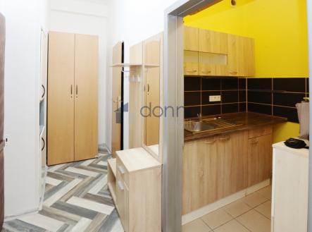 Pronájem bytu, 1+kk, 22 m²