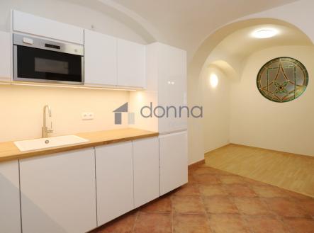 Pronájem bytu, 2+1, 75 m²