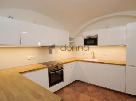 Pronájem bytu, 2+1, 75 m²