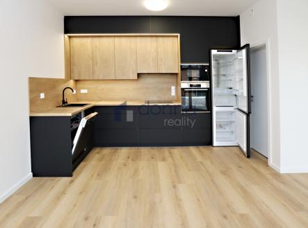 Pronájem bytu, 3+kk, 87 m²