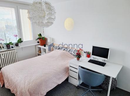 Pronájem bytu, 3+1, 77 m²