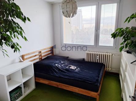 Pronájem bytu, 3+1, 77 m²