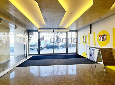 Pronájem obchodní prostor, 50 m²