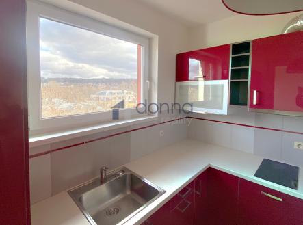 Pronájem bytu, 1+1, 39 m² obrázek