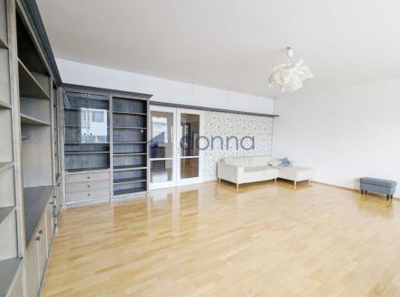 Pronájem domu/vily, 260 m²