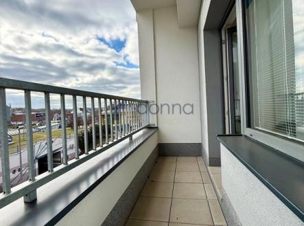 Pronájem bytu, 1+kk, 34 m²