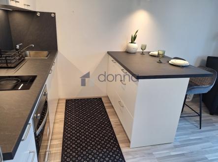Pronájem bytu, 2+kk, 63 m²