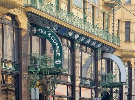 Pronájem hotel, 884 m²