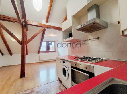 Pronájem bytu, 2+kk, 80 m² obrázek