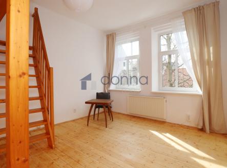 Pronájem bytu, 1+1, 43 m²