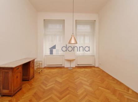 Pronájem bytu, 2+kk, 75 m²