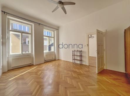 Pronájem bytu, 2+kk, 62 m² obrázek