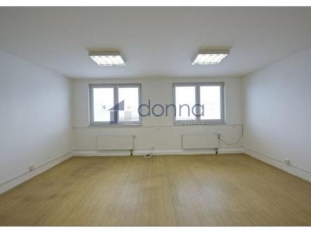 Pronájem kanceláře, 206 m²