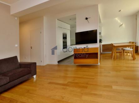 Pronájem bytu, 4+kk, 99 m²