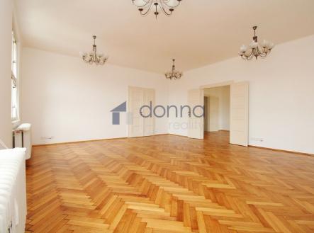 Pronájem bytu, 4+1, 140 m²