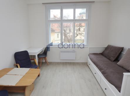 Pronájem bytu, 1+kk, 22 m²