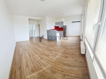 Pronájem bytu, 3+kk, 66 m²