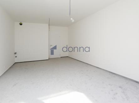 Pronájem bytu, 1+kk, 33 m²