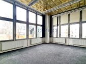 Pronájem kanceláře, 91 m²
